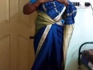desi north indian kinky cheating wife vanitha dressed in blue colour saree displaying big hooters and shaved pussy press