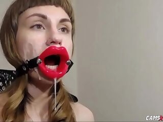 Crazy Slut With Deep Gullet