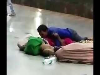 Desi duo having fuckfest in public